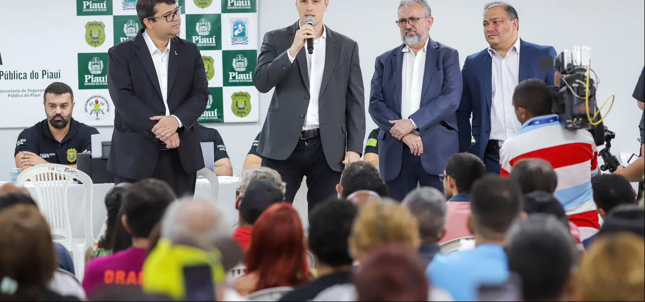 Delegado Zanatta durante seu pronunciamento