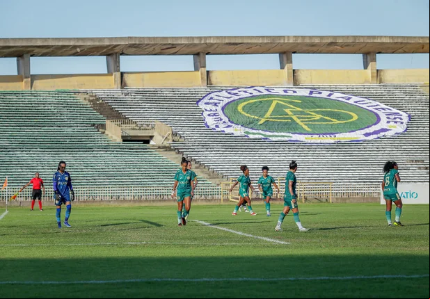 O jogo ocorreu no Albertão