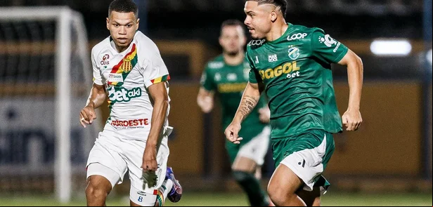Altos e Sampaio Corrêa pela Série D 2025