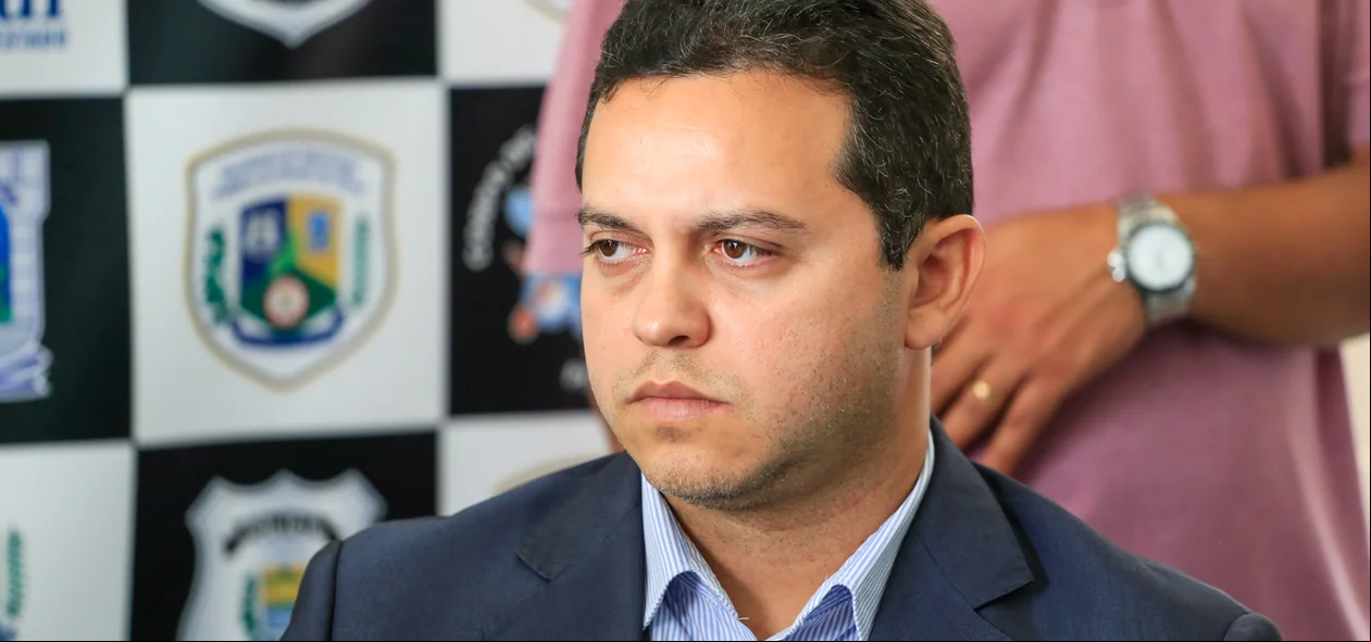Delegado Carlos César