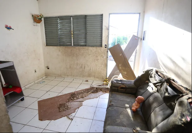 Casal é preso no residencial Torquato Neto