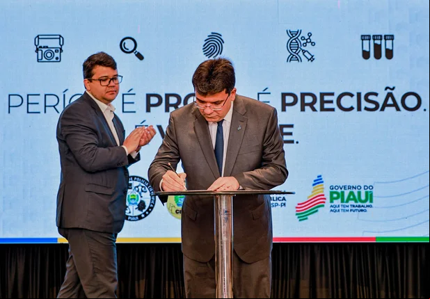 Rafael Fonteles sanciona leis do Pacto pela Ordem